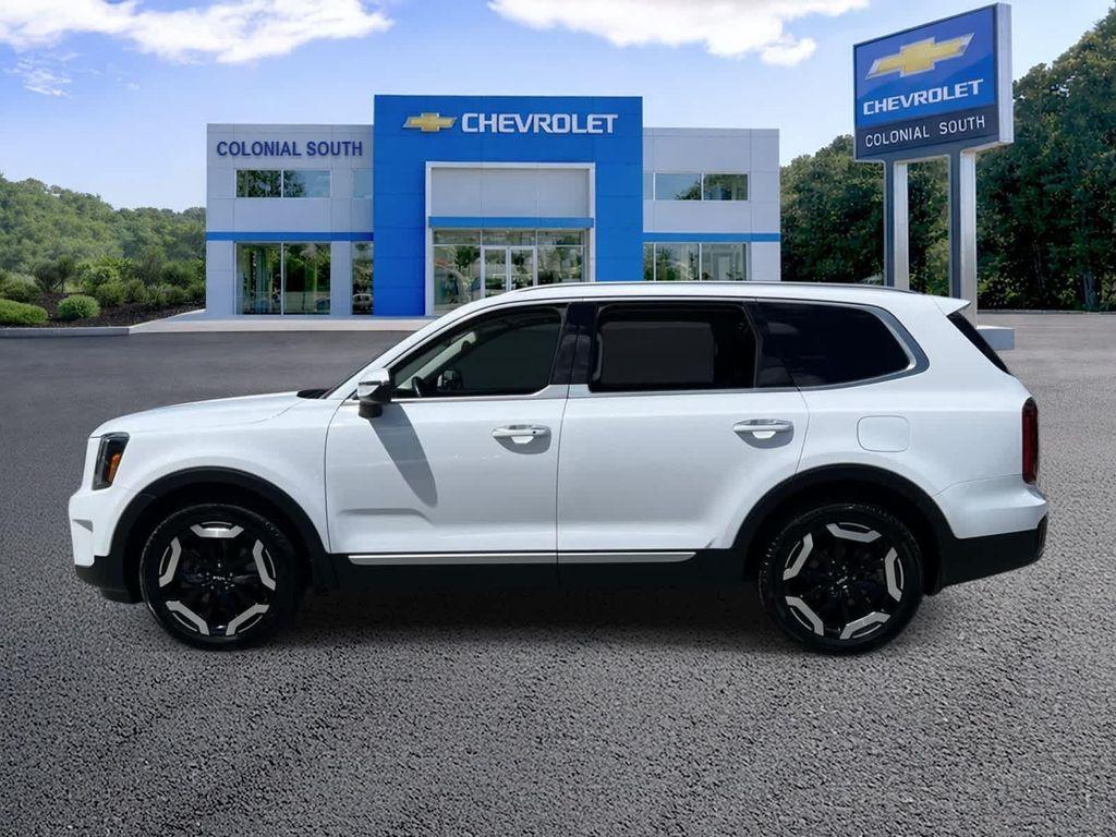 used 2024 Kia Telluride car, priced at $35,997
