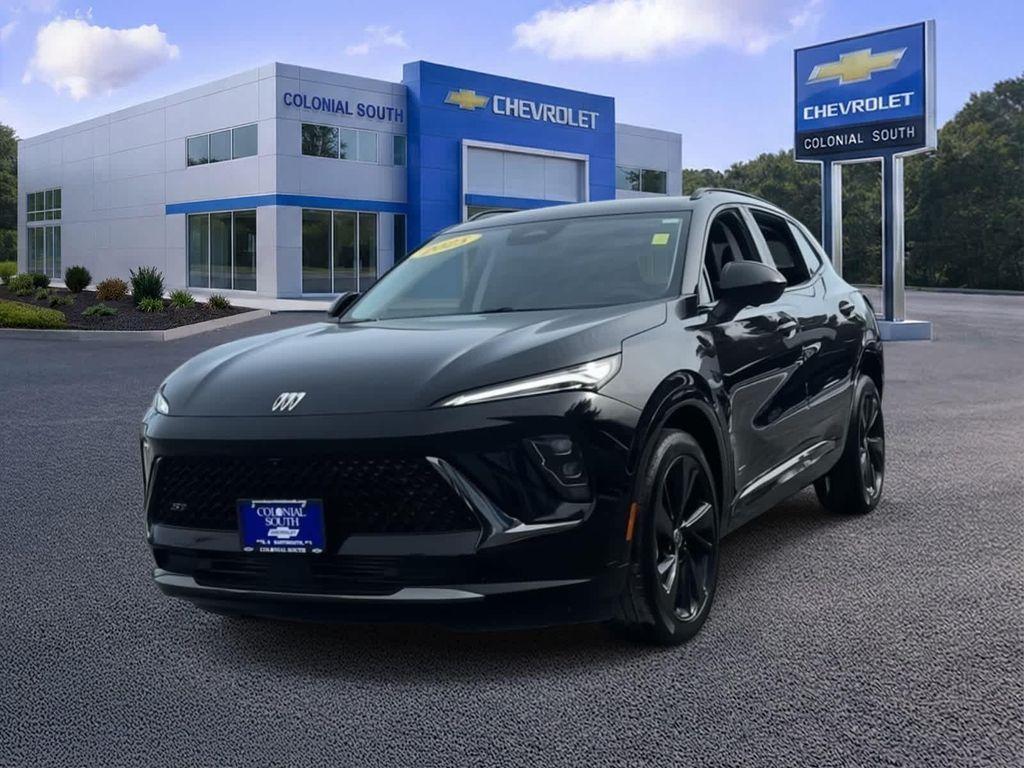 used 2025 Buick Envision car, priced at $30,498