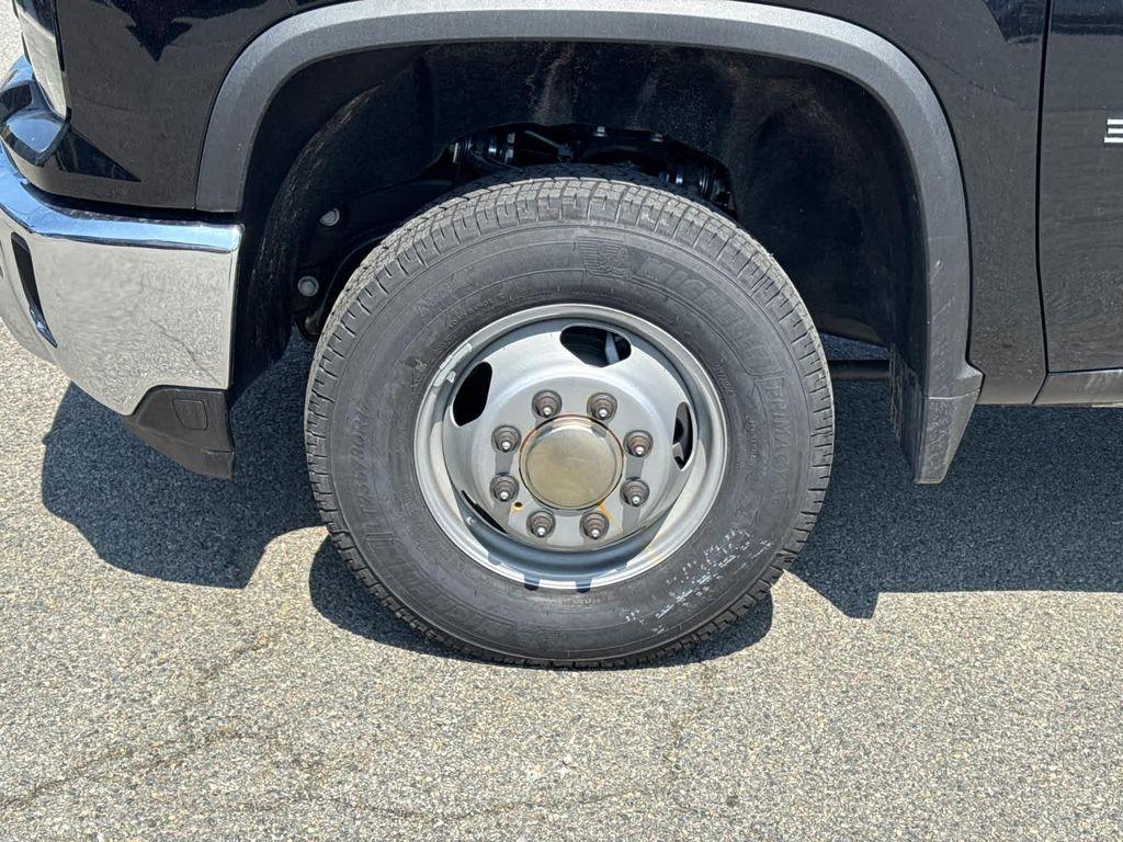 new 2024 Chevrolet Silverado 3500 car, priced at $68,322
