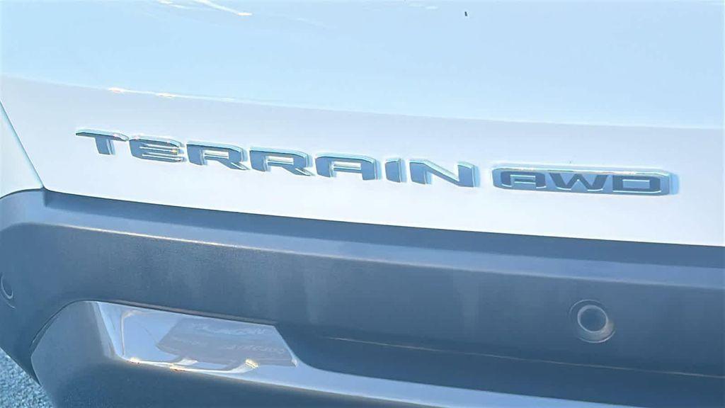 used 2025 GMC Terrain car, priced at $27,998