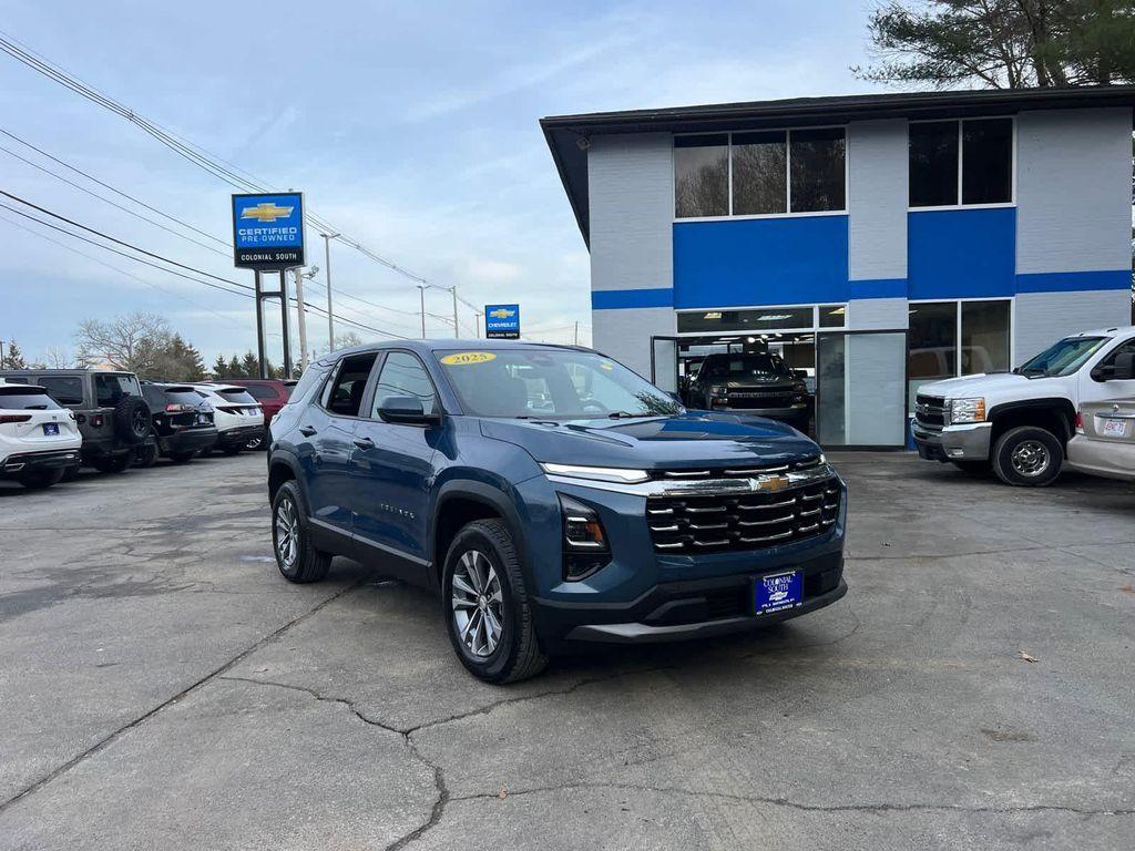 used 2025 Chevrolet Equinox car, priced at $28,798