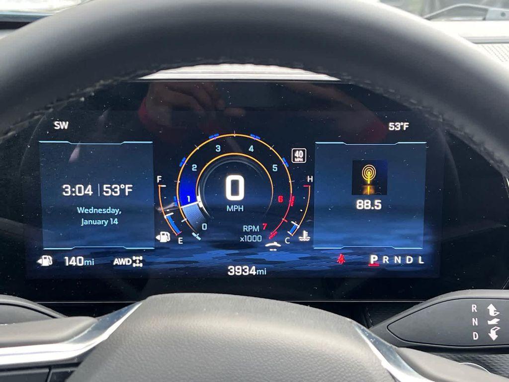 used 2025 Chevrolet Equinox car, priced at $28,798