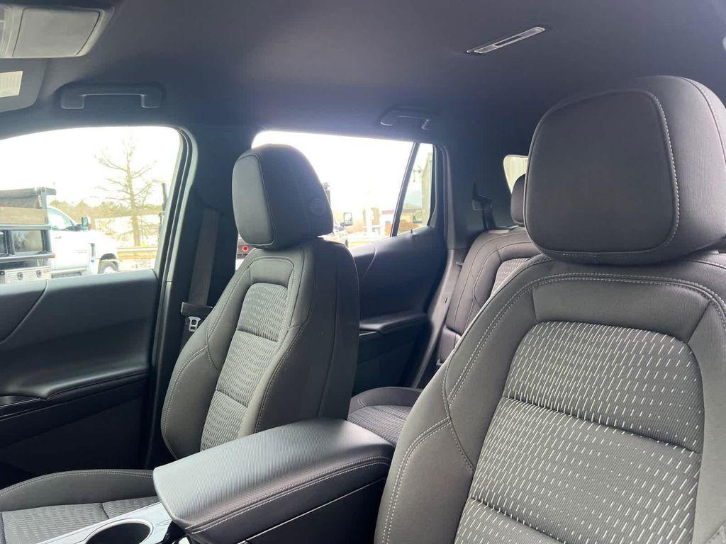 used 2025 Chevrolet Equinox car, priced at $28,798