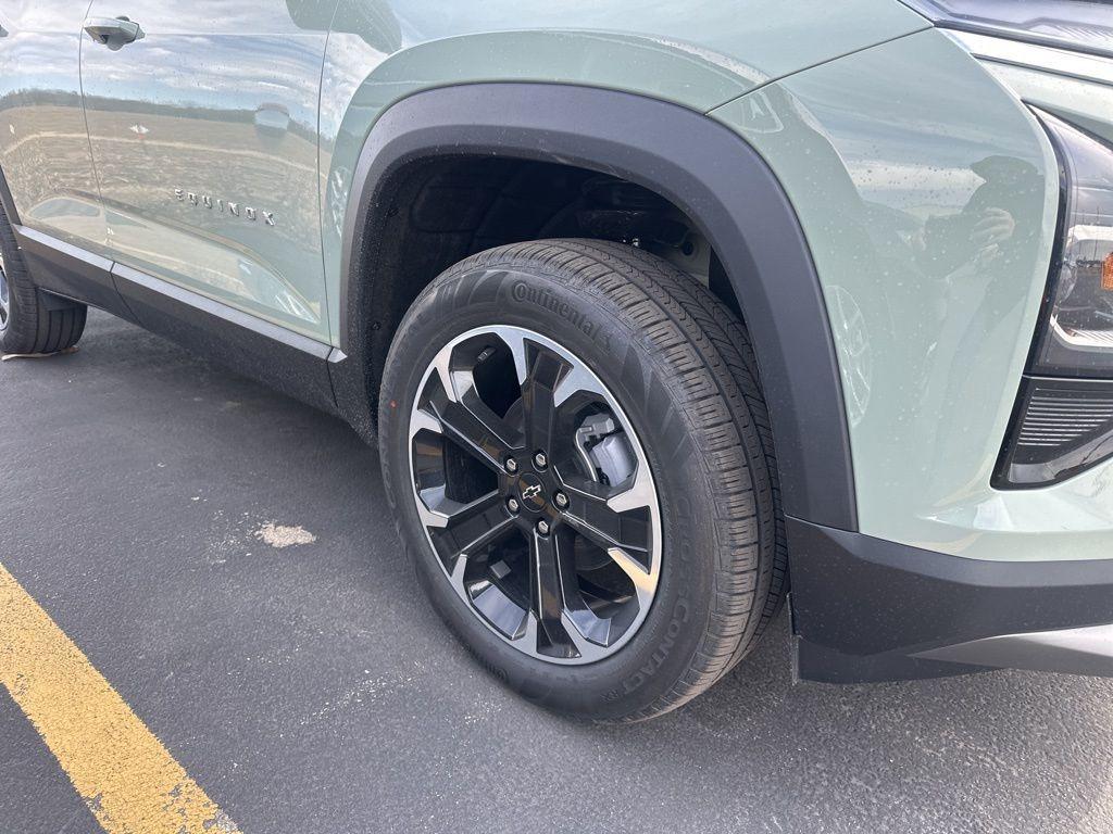 new 2026 Chevrolet Equinox car, priced at $34,940