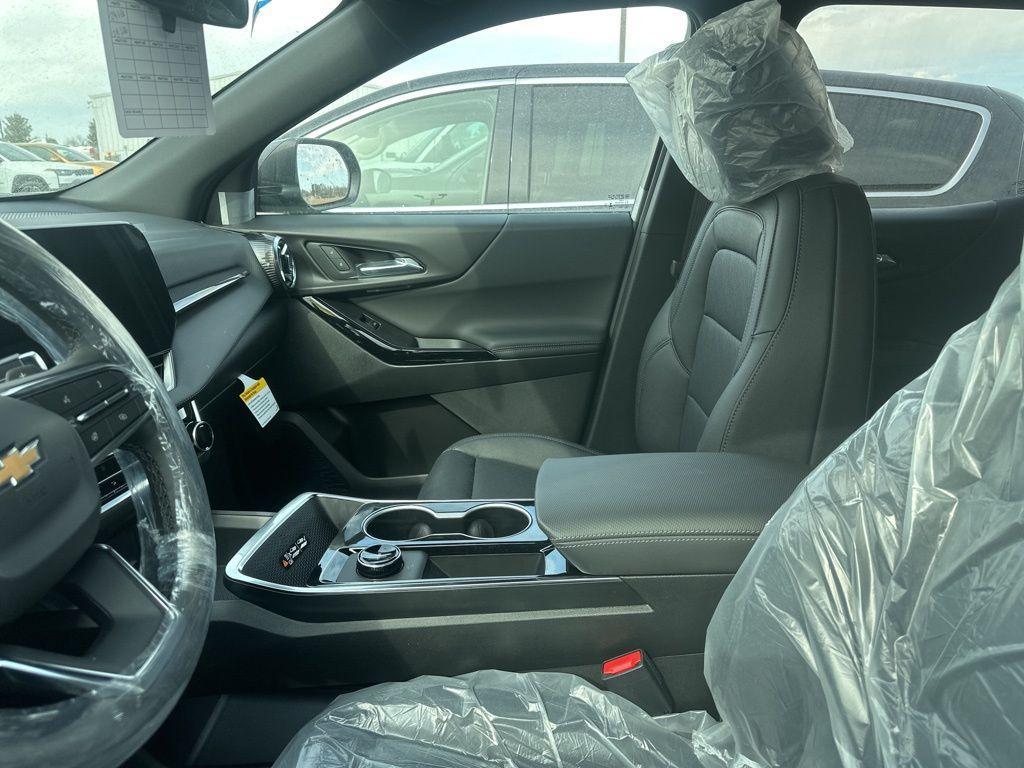 new 2026 Chevrolet Equinox car, priced at $34,940