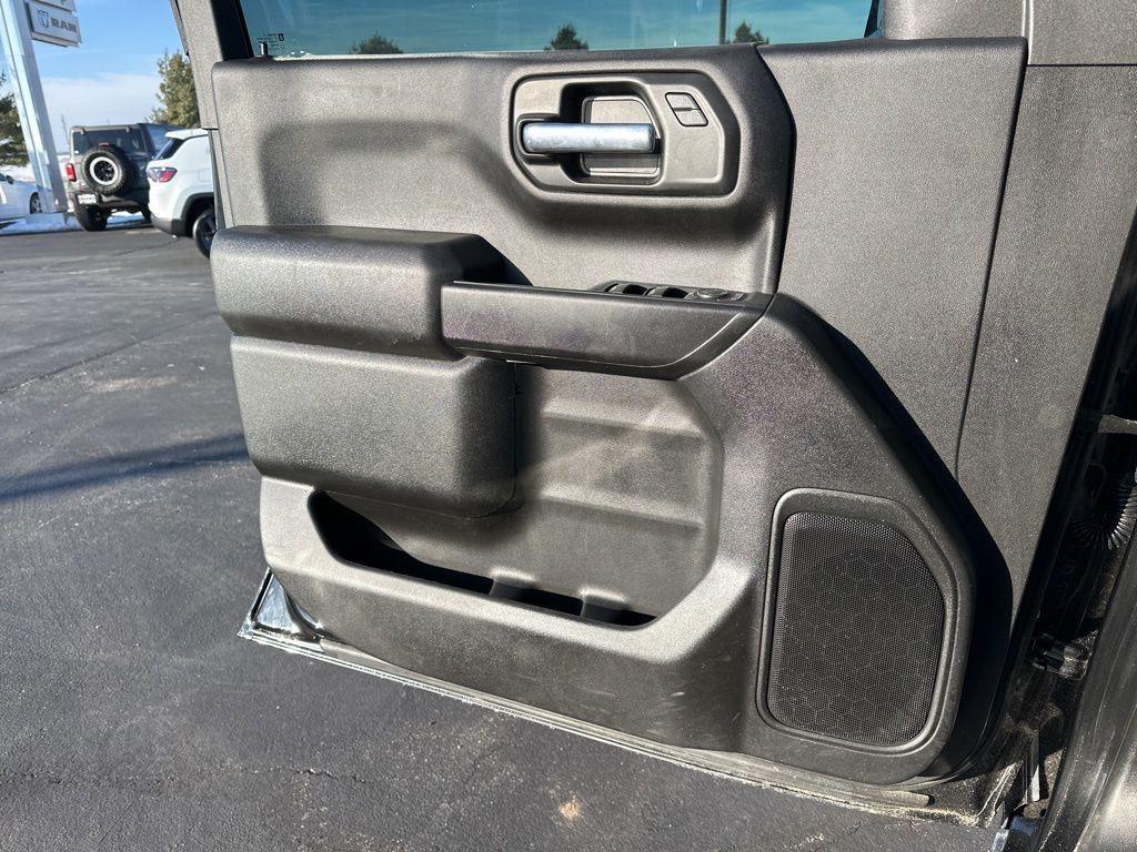 used 2021 Chevrolet Silverado 1500 car, priced at $32,129