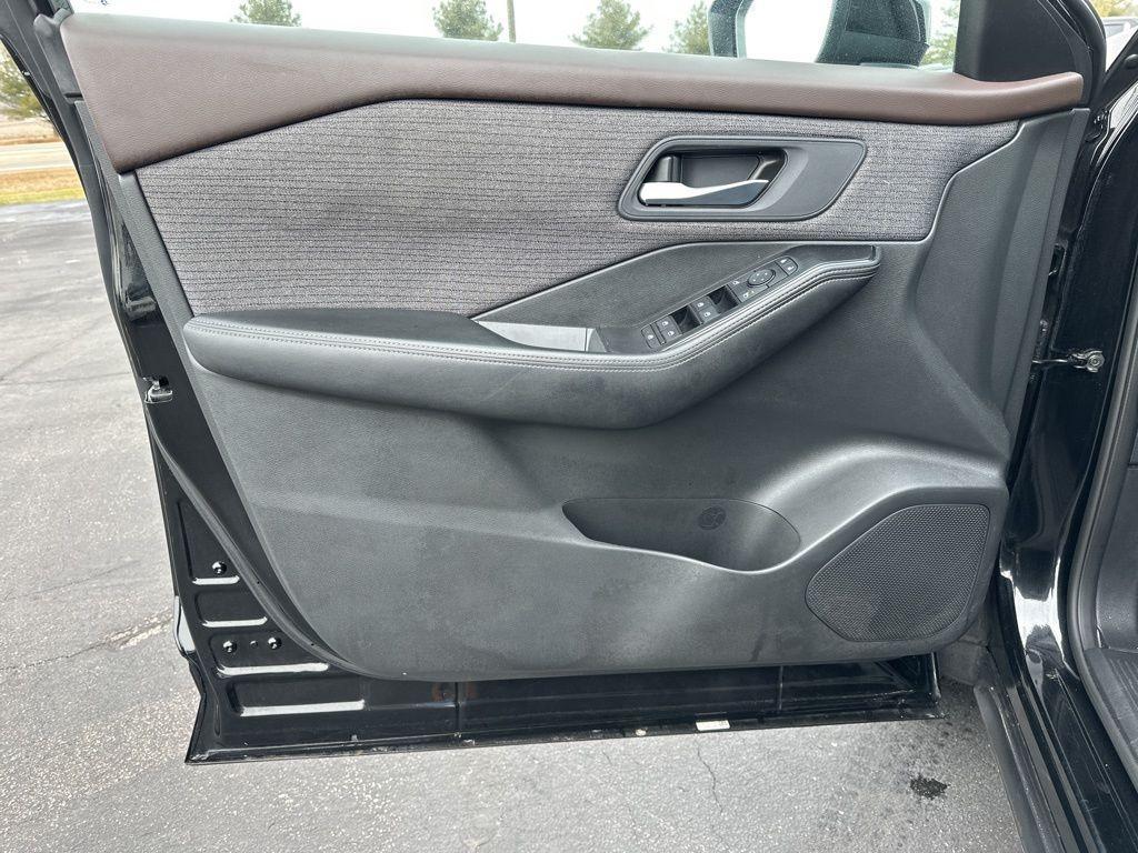 used 2023 Nissan Rogue car, priced at $18,208