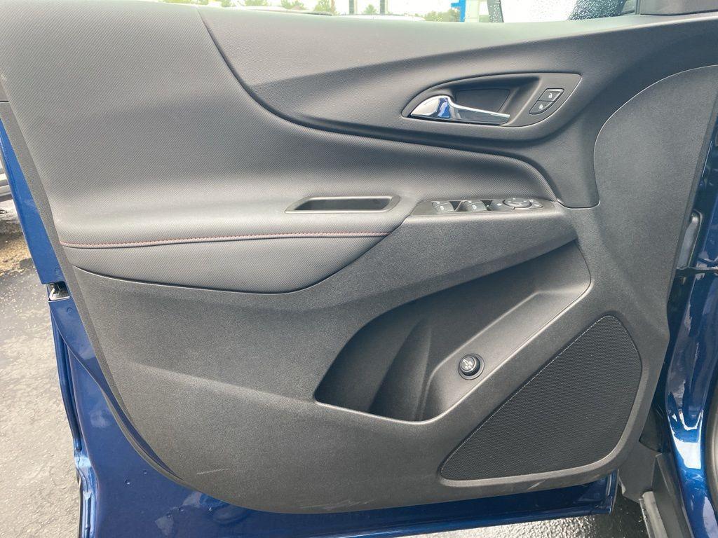 used 2023 Chevrolet Equinox car, priced at $23,285