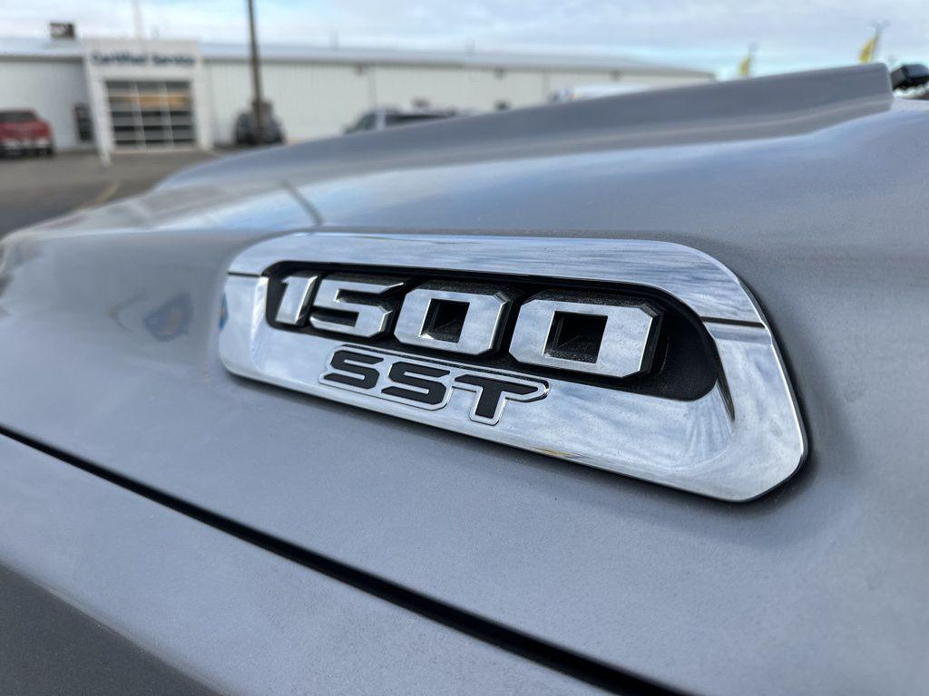 used 2025 Ram 1500 car, priced at $38,401