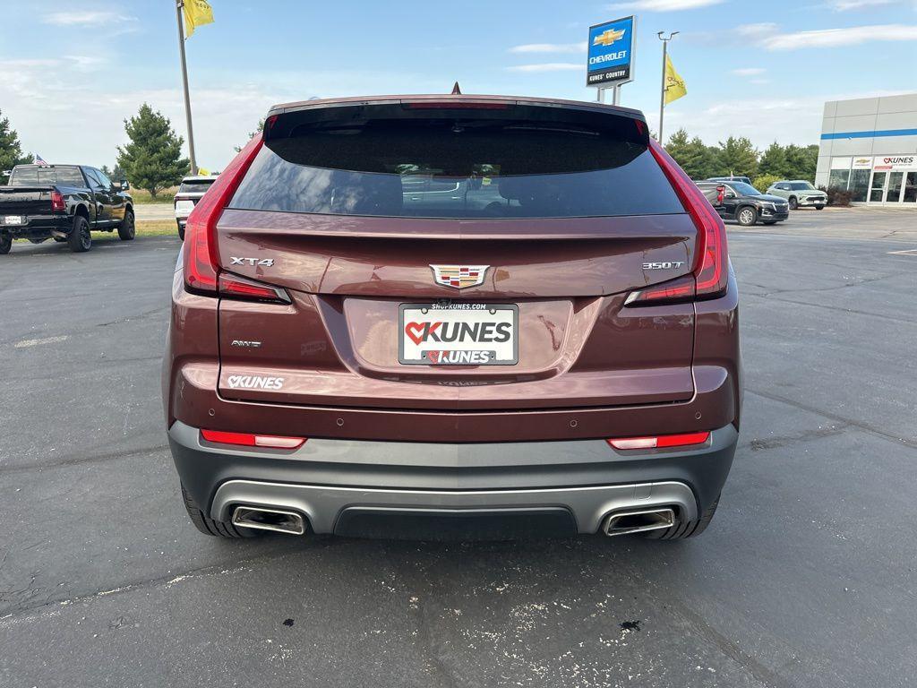 used 2023 Cadillac XT4 car, priced at $22,960