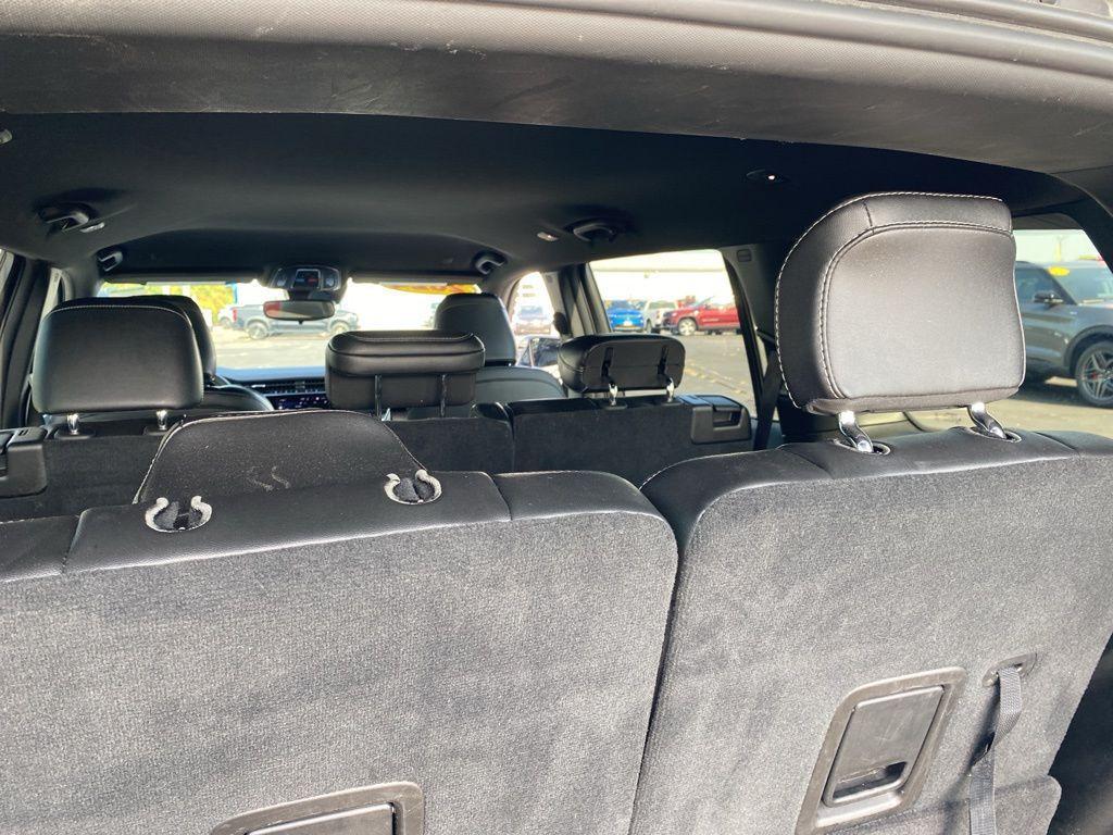 used 2024 Jeep Grand Cherokee L car, priced at $27,070