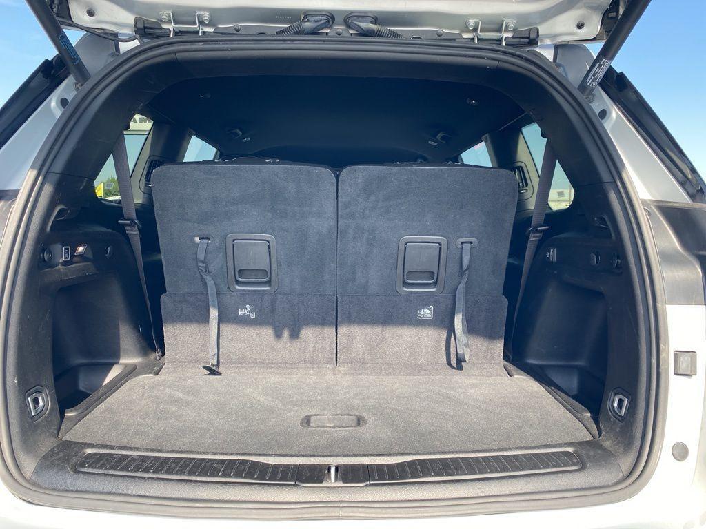 used 2024 Jeep Grand Cherokee L car, priced at $27,070