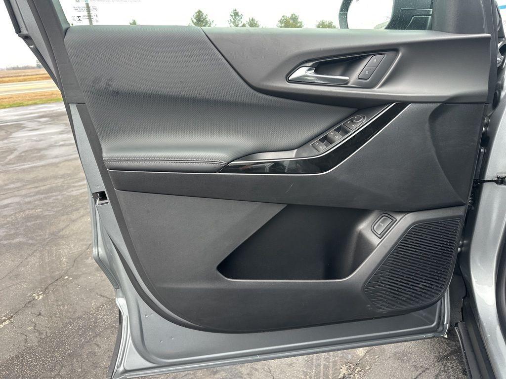 new 2026 Chevrolet Equinox car, priced at $32,540