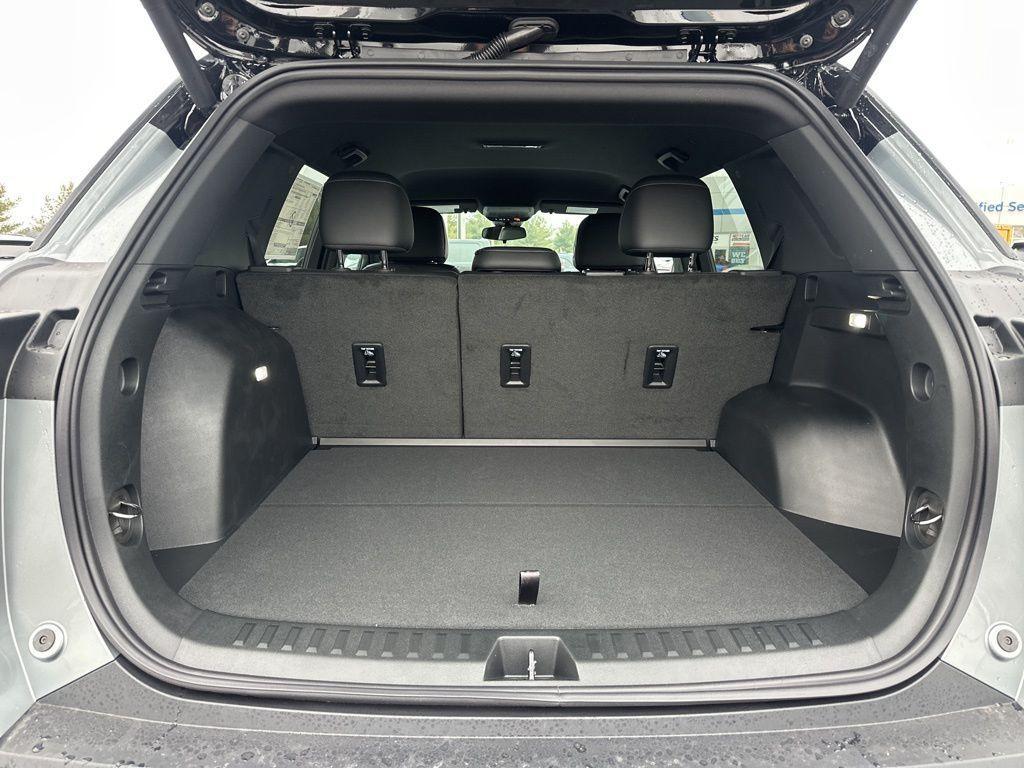 new 2026 Chevrolet Equinox car, priced at $32,540