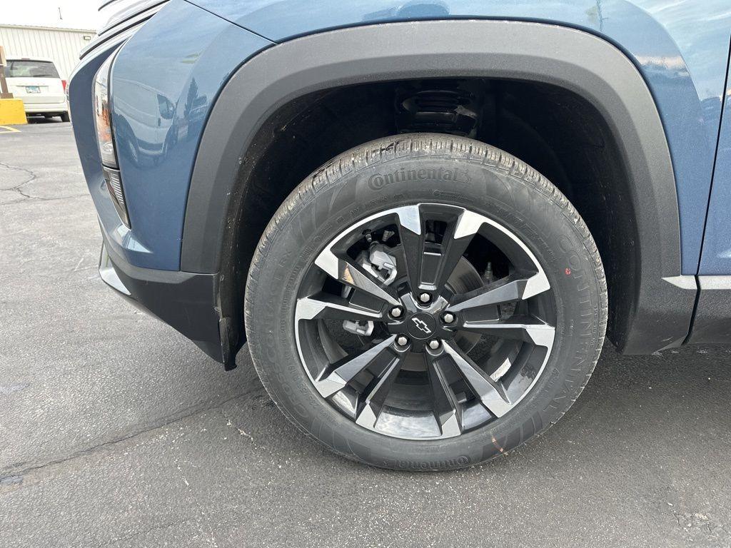 new 2026 Chevrolet Equinox car, priced at $37,840