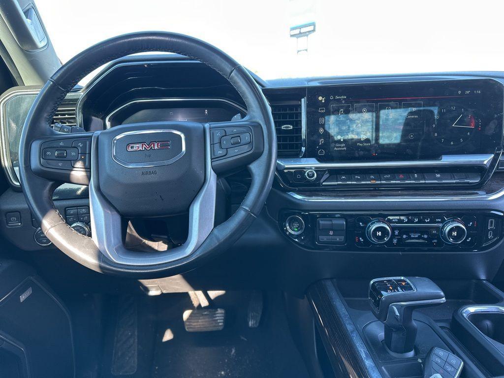used 2024 GMC Sierra 1500 car, priced at $43,991