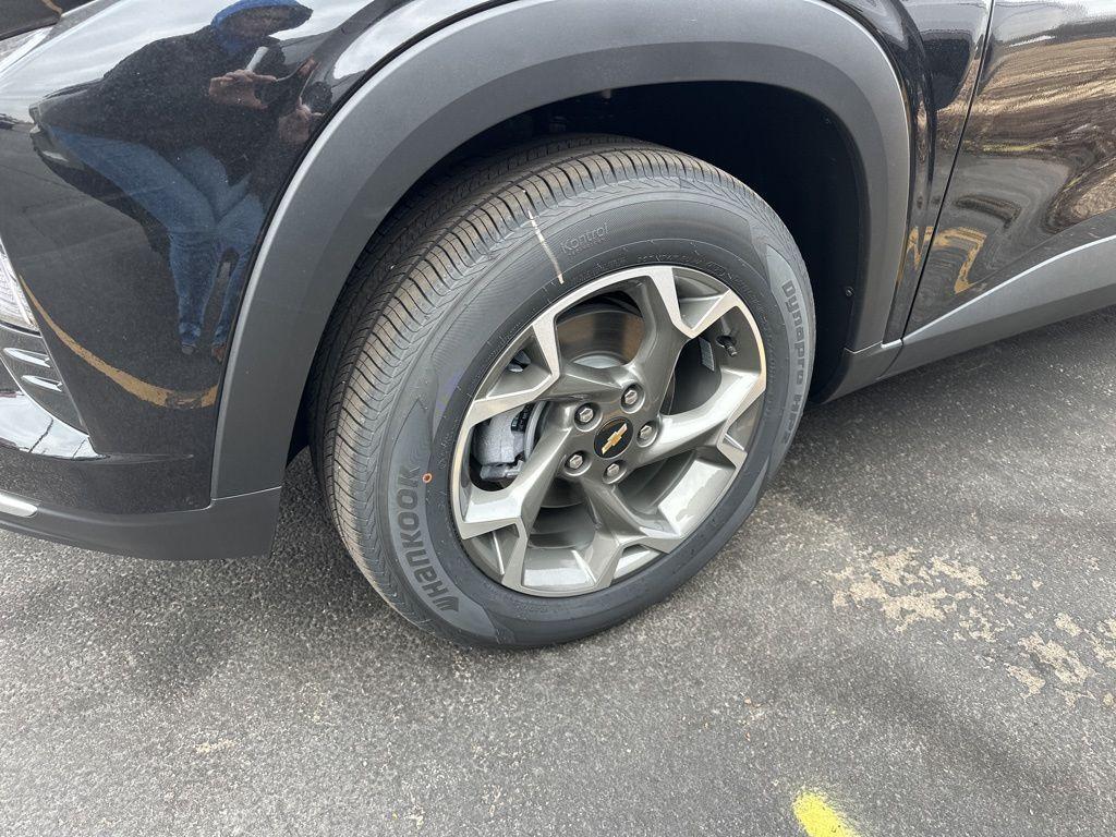 new 2026 Chevrolet Trax car, priced at $26,385