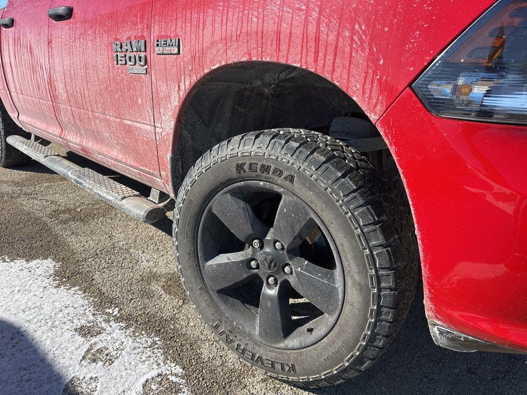 used 2019 Ram 1500 Classic car, priced at $26,219