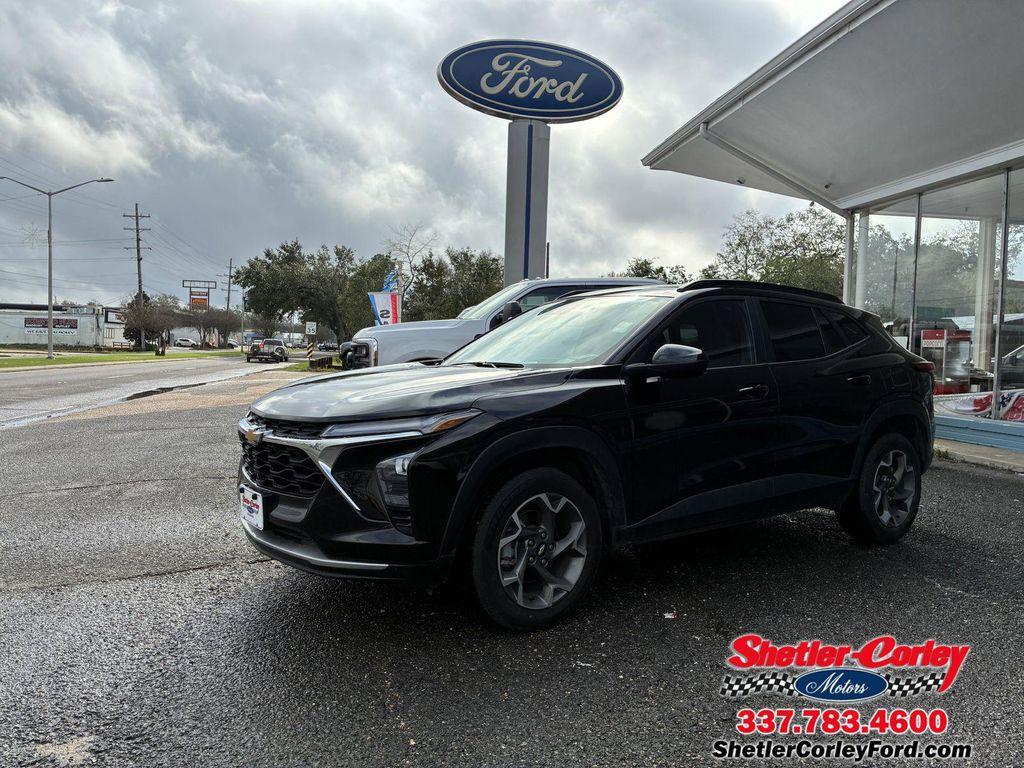 used 2025 Chevrolet Trax car, priced at $19,990