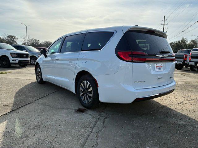used 2023 Chrysler Pacifica Hybrid car, priced at $24,990
