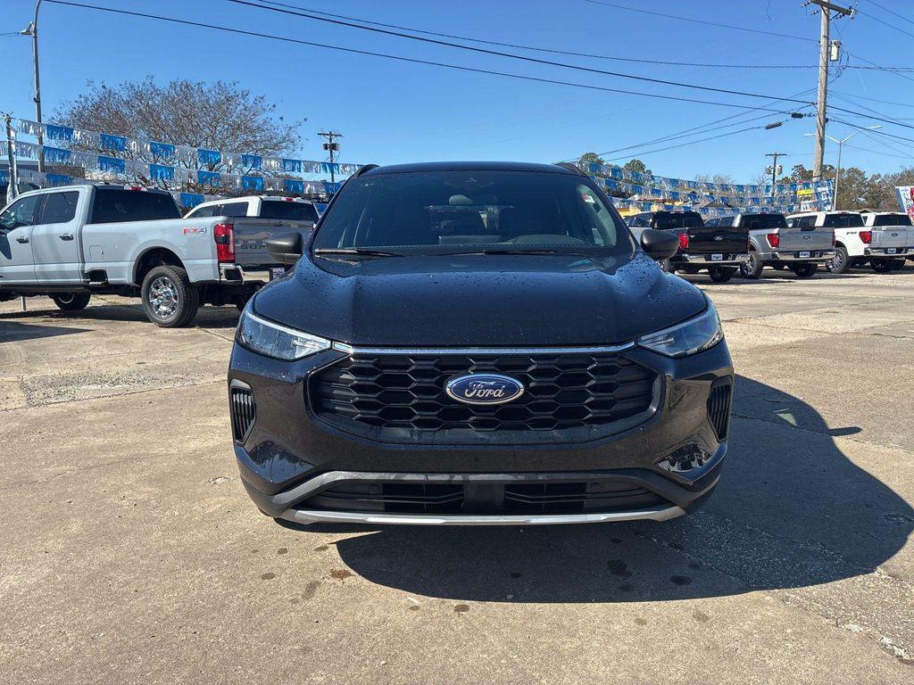 used 2025 Ford Escape car, priced at $27,900