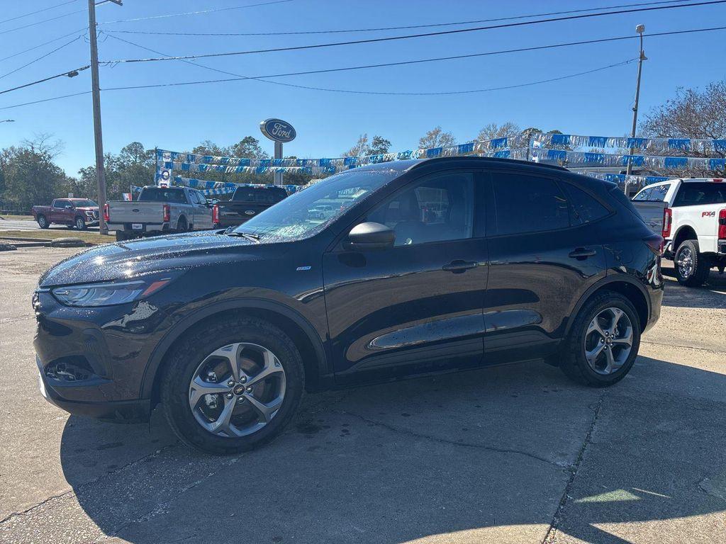 used 2025 Ford Escape car, priced at $27,900