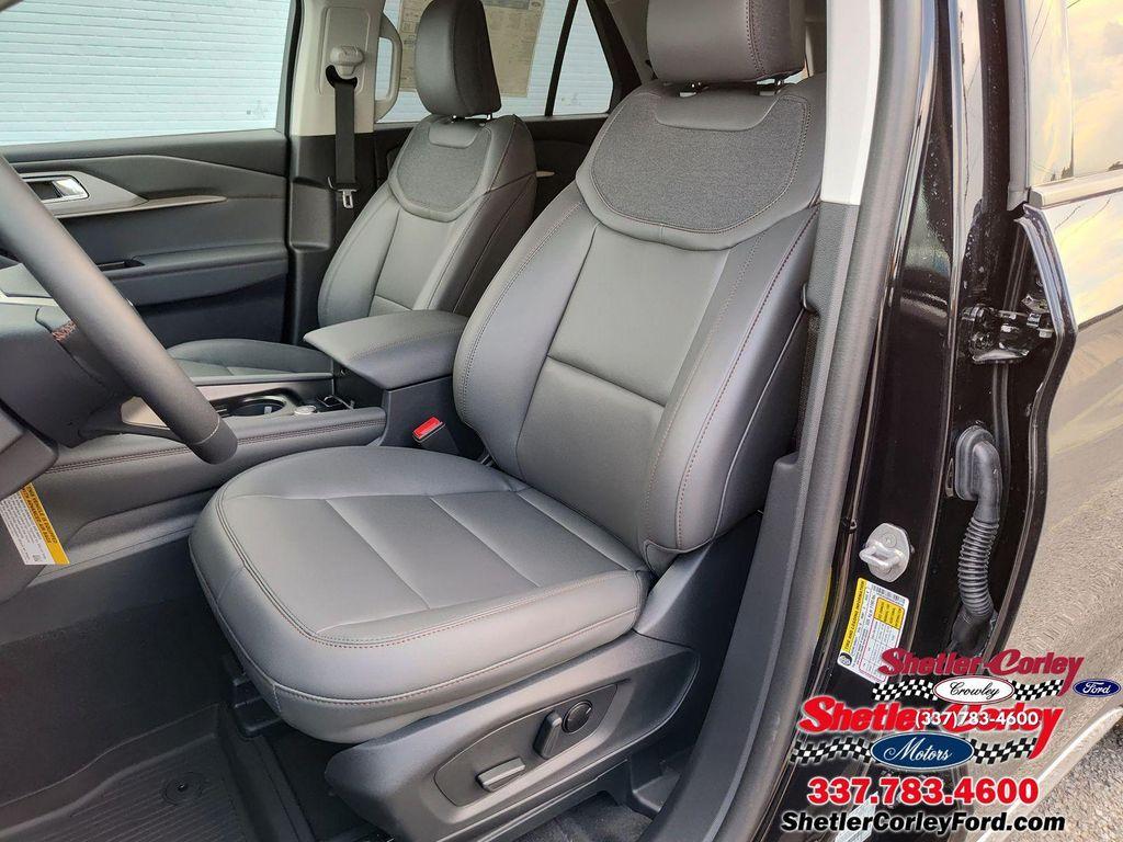 new 2025 Ford Explorer car, priced at $46,415