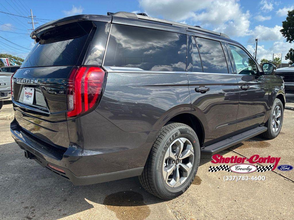 new 2027 Ford Expedition car, priced at $73,280