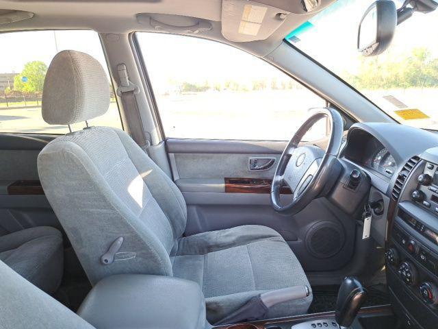 used 2006 Kia Sorento car, priced at $3,999