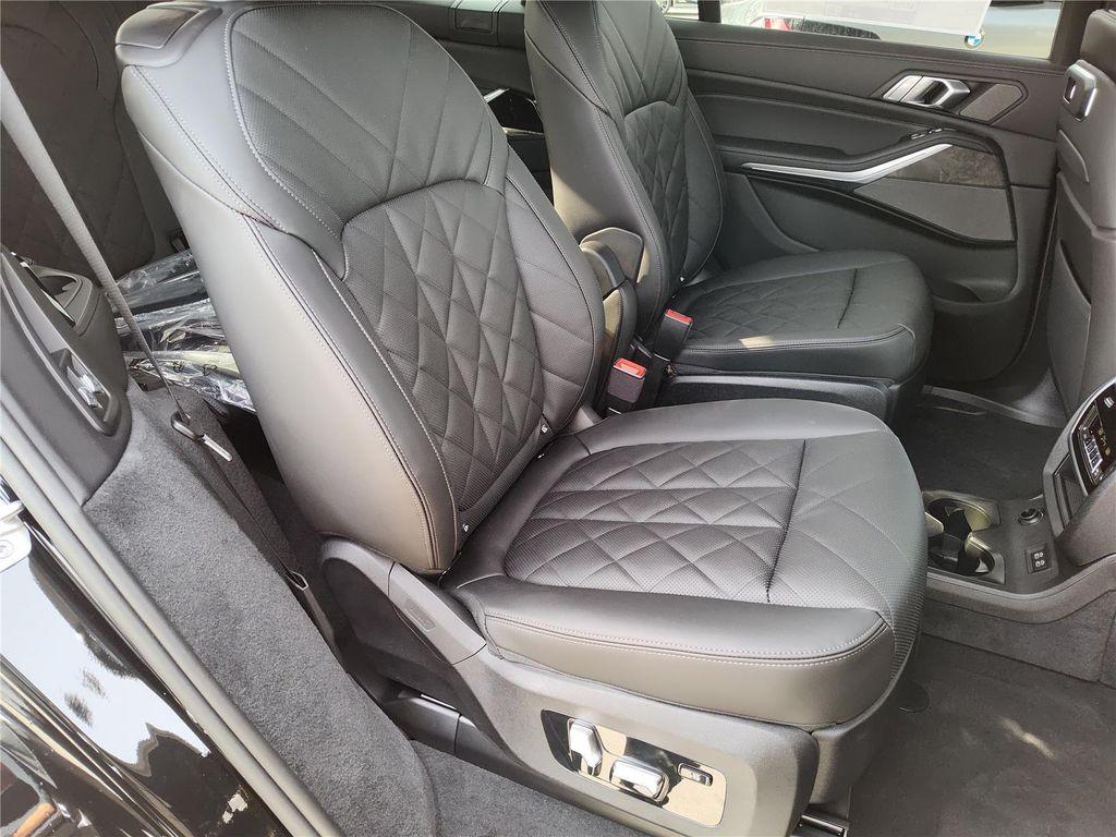 new 2026 BMW X7 car, priced at $97,995