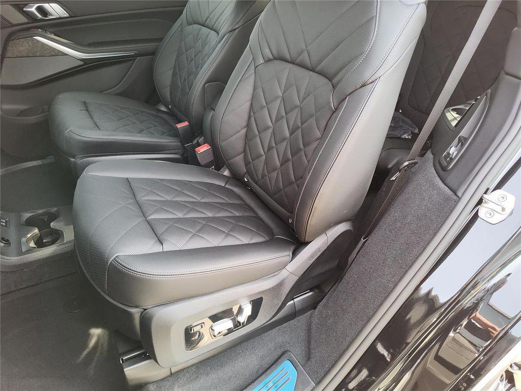 new 2026 BMW X7 car, priced at $97,995