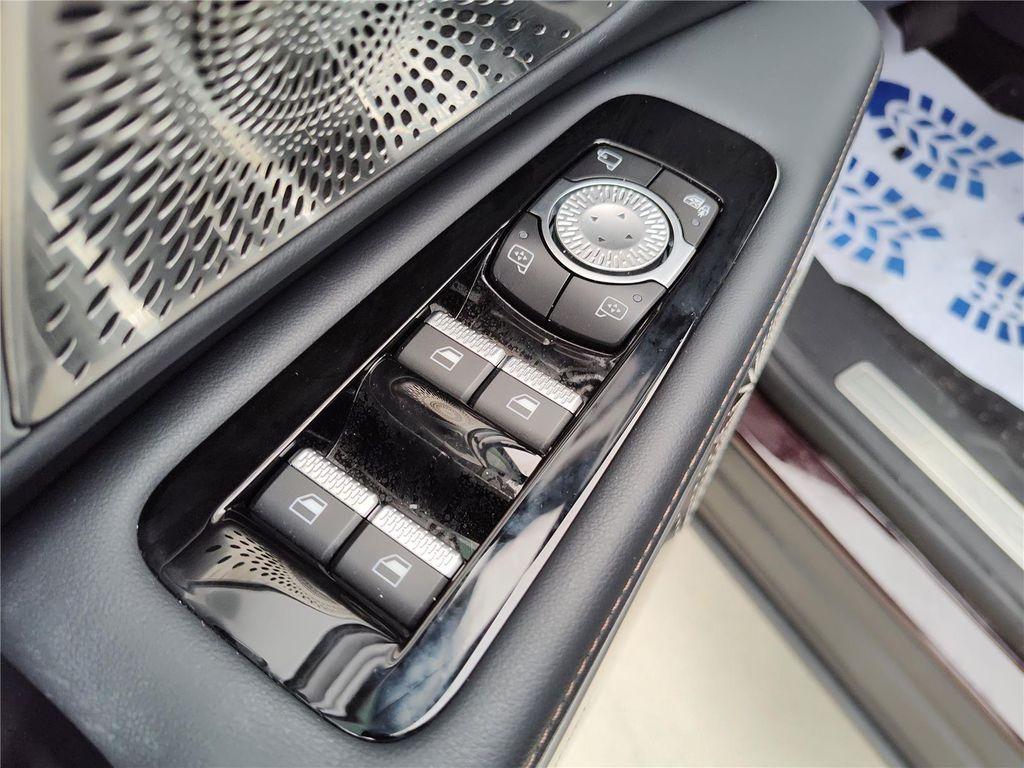 used 2025 Lincoln Nautilus car, priced at $60,790