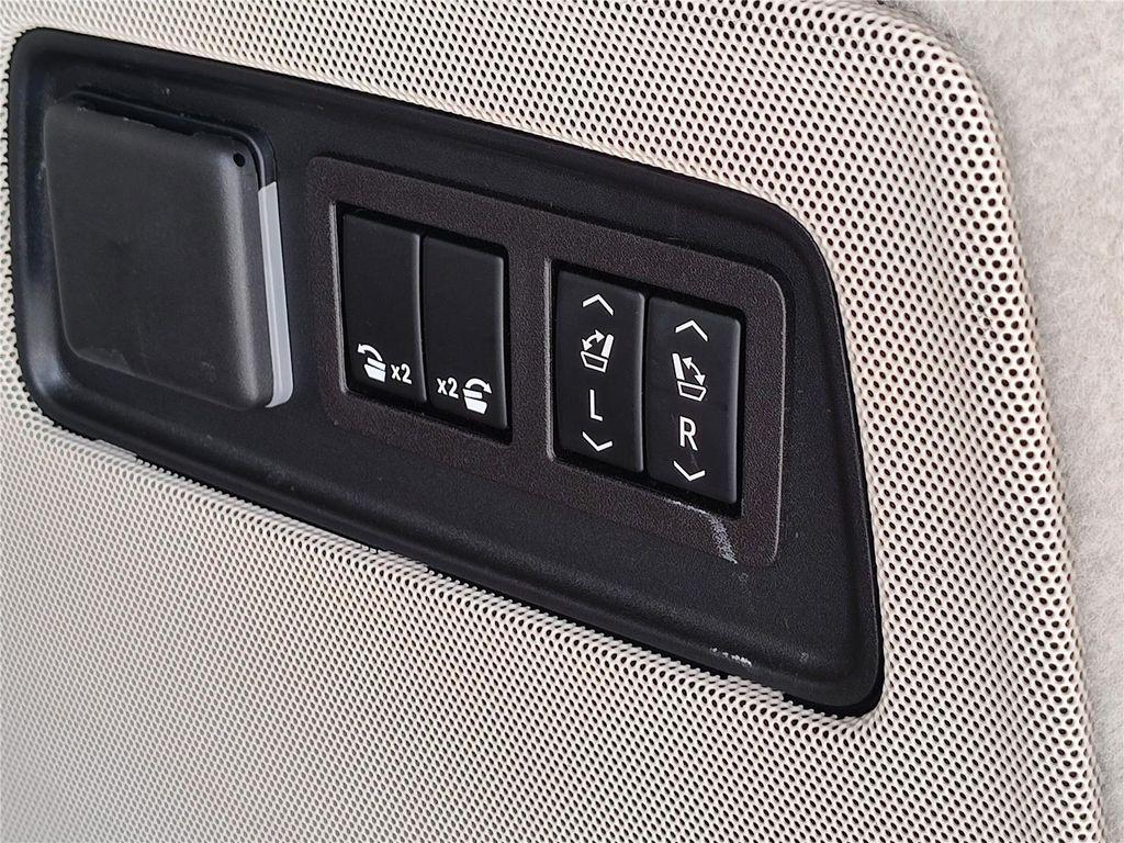 used 2023 Cadillac Escalade ESV car, priced at $78,790