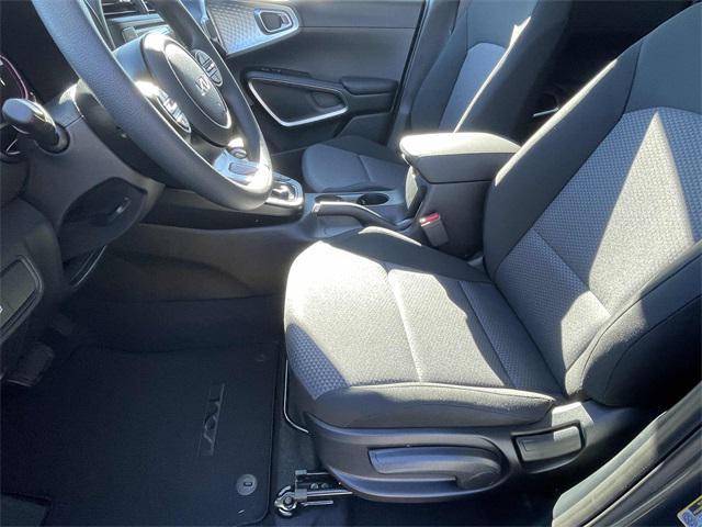new 2025 Kia Soul car, priced at $21,749