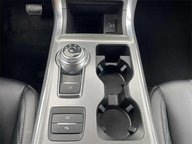 used 2024 Ford Edge car, priced at $28,806