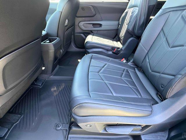 new 2027 Kia Telluride Hybrid car, priced at $58,705