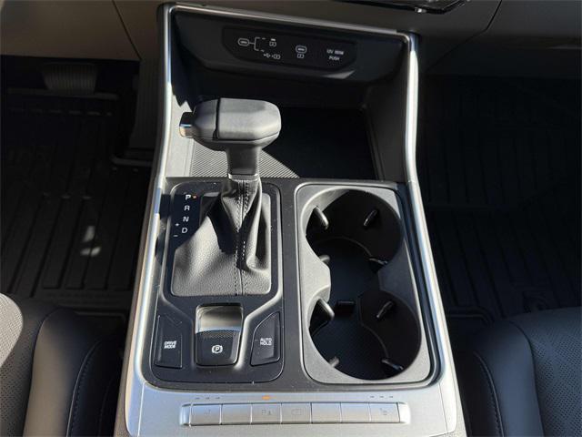 new 2026 Kia Carnival car, priced at $38,913