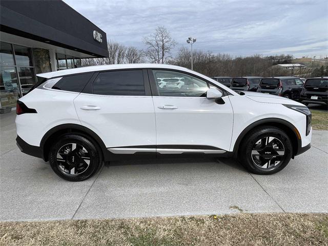 new 2026 Kia Sportage car, priced at $30,663