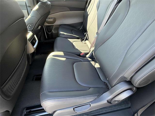 new 2026 Kia Carnival car, priced at $41,479