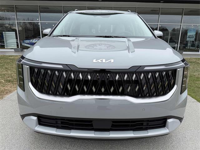 new 2026 Kia Carnival Hybrid car, priced at $43,270