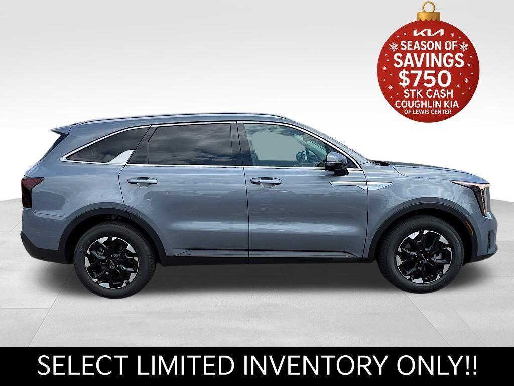 new 2025 Kia Sorento car, priced at $33,163