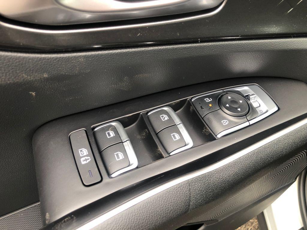 new 2026 Kia Sorento car, priced at $33,800