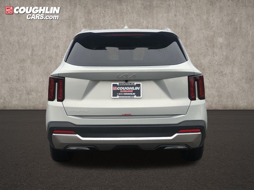 new 2026 Kia Sorento car, priced at $33,800