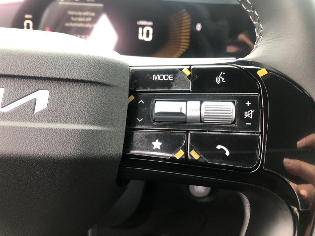 new 2026 Kia Sorento car, priced at $33,800