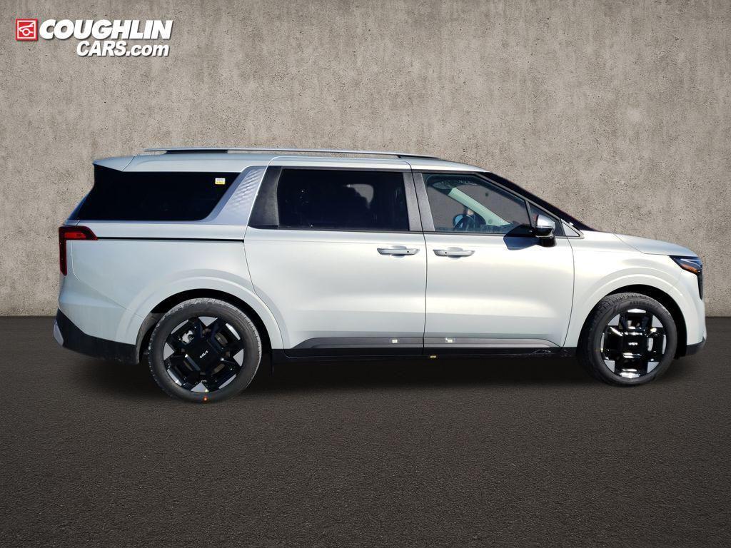 new 2026 Kia Carnival car, priced at $41,682