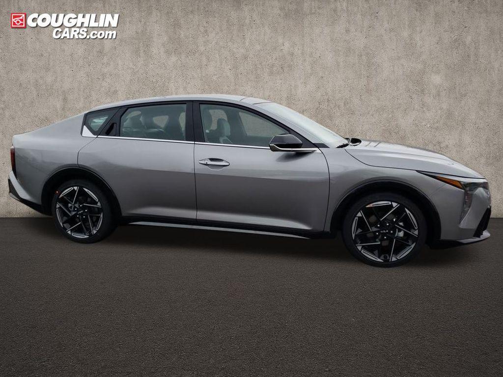 new 2025 Kia K4 car, priced at $25,979