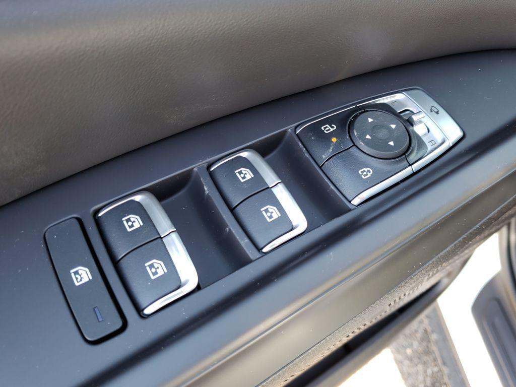 new 2026 Kia Carnival car, priced at $46,473