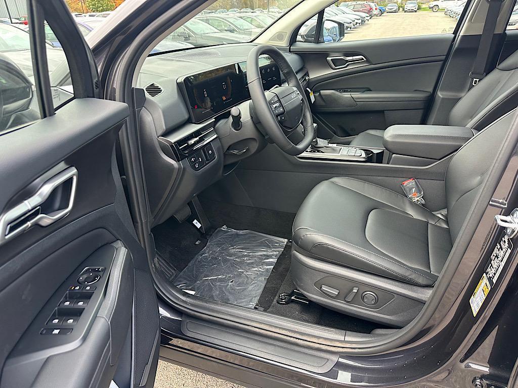 new 2026 Kia Sportage car, priced at $32,801