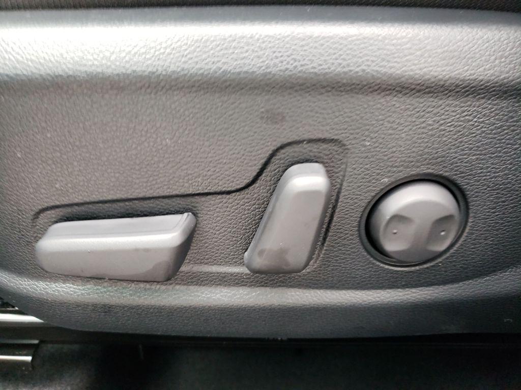 new 2026 Kia Seltos car, priced at $32,885