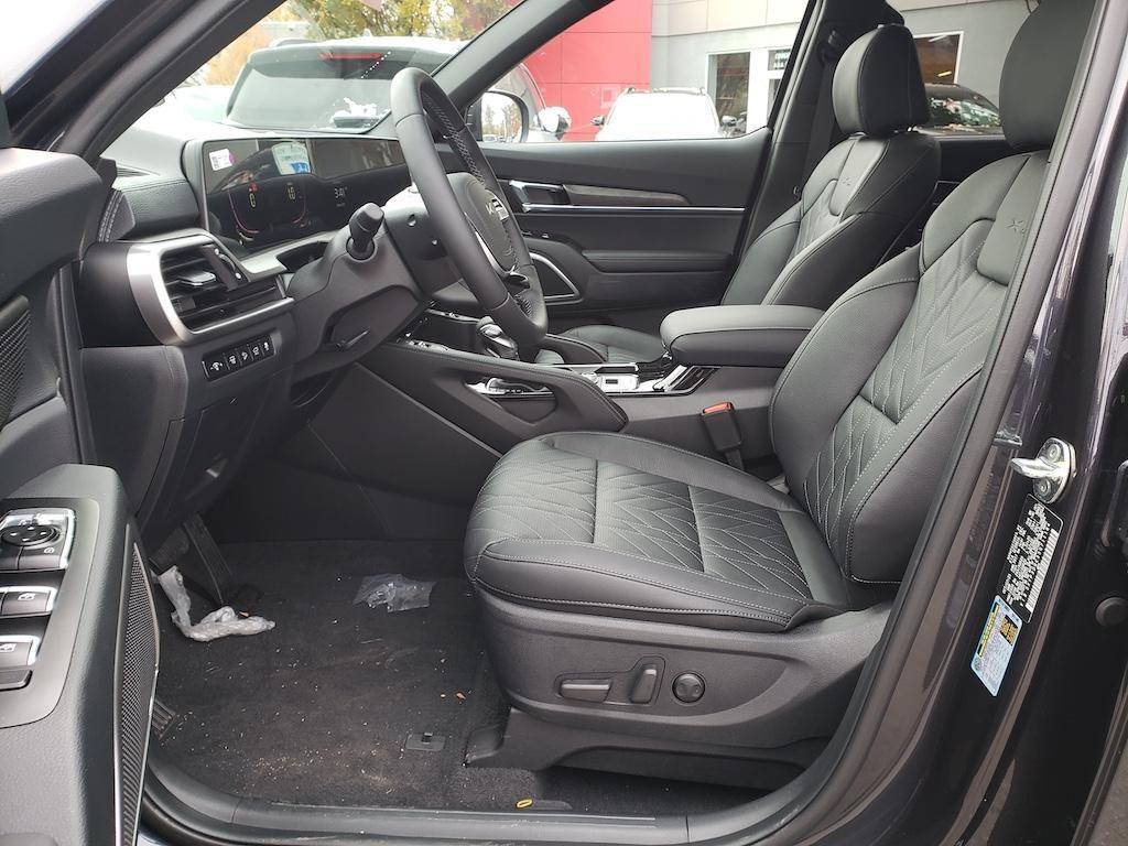 new 2025 Kia Telluride car, priced at $44,615